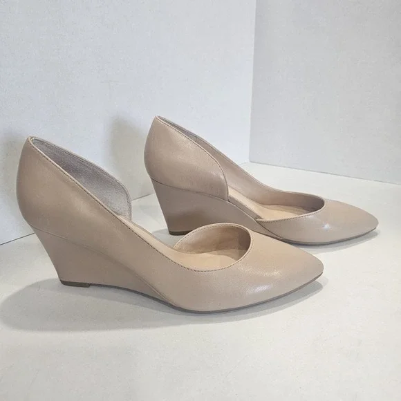 Franco Sarto Women's Wedge Pump 7.5 W Taupe Neutral Tan Beige Closed Toe Felice - Picture 3 of 12